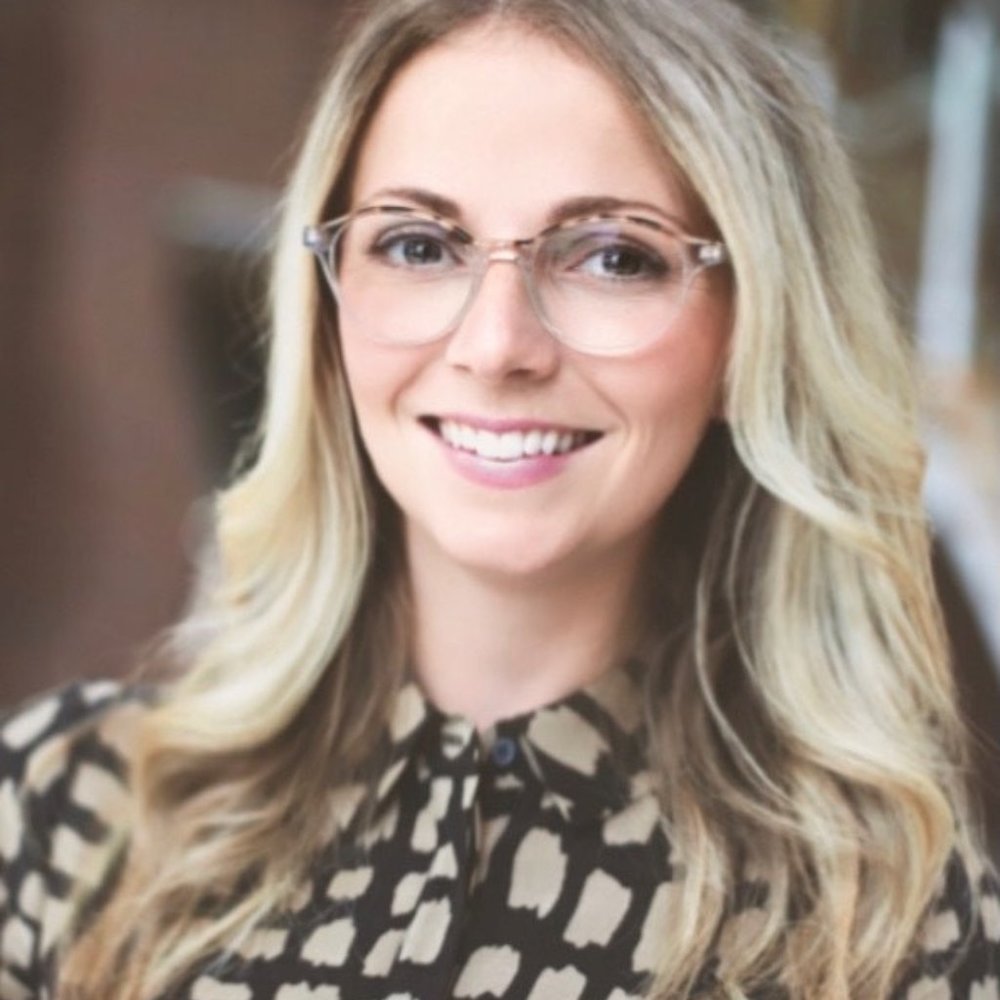 Meet your Posher, Laura